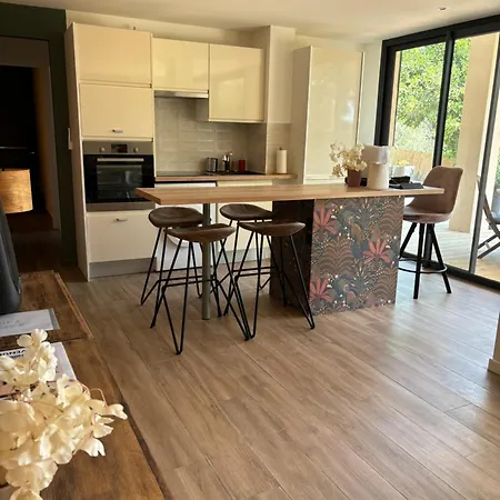 דירה Adorable De 60 M2 Avec Terrasse Privee De 100m2 -lumineux - Calme Et Verdure A 10 Min De La *