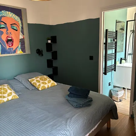 Adorable De 60 M2 Avec Terrasse Privee De 100m2 -lumineux - Calme Et Verdure A 10 Min De La דירה קאן סור מר
