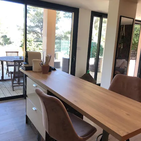 Adorable De 60 M2 Avec Terrasse Privee De 100m2 -lumineux - Calme Et Verdure A 10 Min De La 아파트