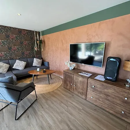 Adorable De 60 M2 Avec Terrasse Privee De 100m2 -lumineux - Calme Et Verdure A 10 Min De La 케인즈수르메르