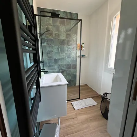 Adorable De 60 M2 Avec Terrasse Privee De 100m2 -lumineux - Calme Et Verdure A 10 Min De La